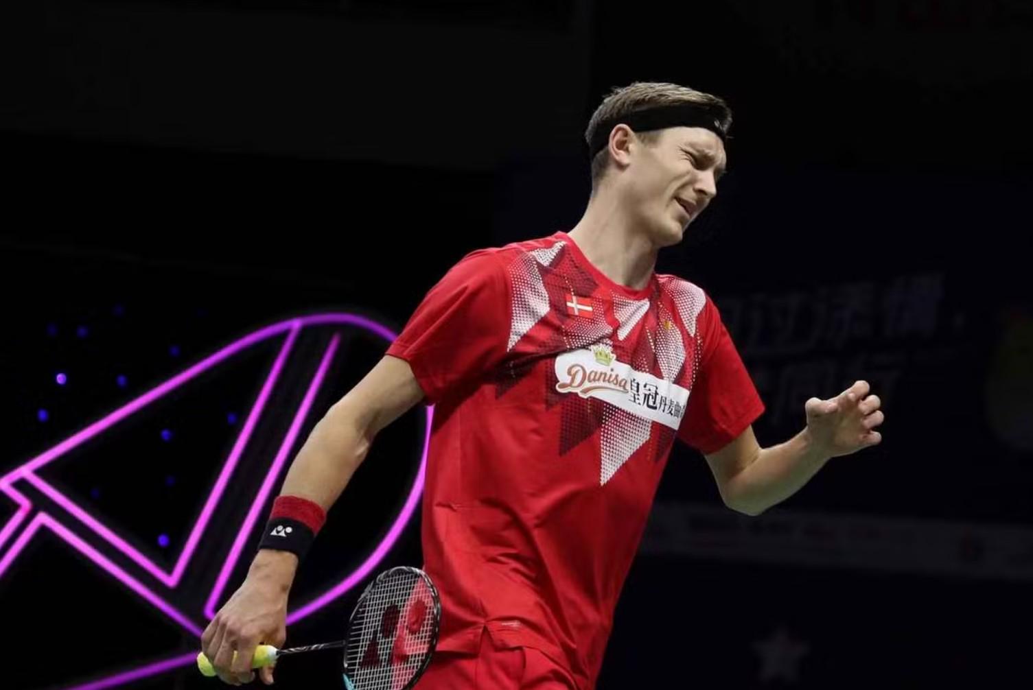 最快比分直播-安赛龙医生：他背伤复发情况严重，复出机会渺茫